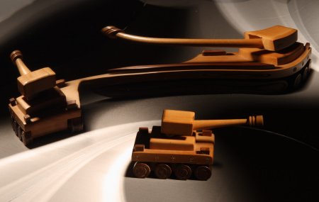 Narcissism of a Tank — image 2